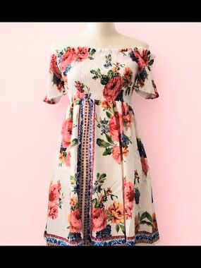Flying Tomato Off-Shoulder Floral Midi Dress in Cream and Pink